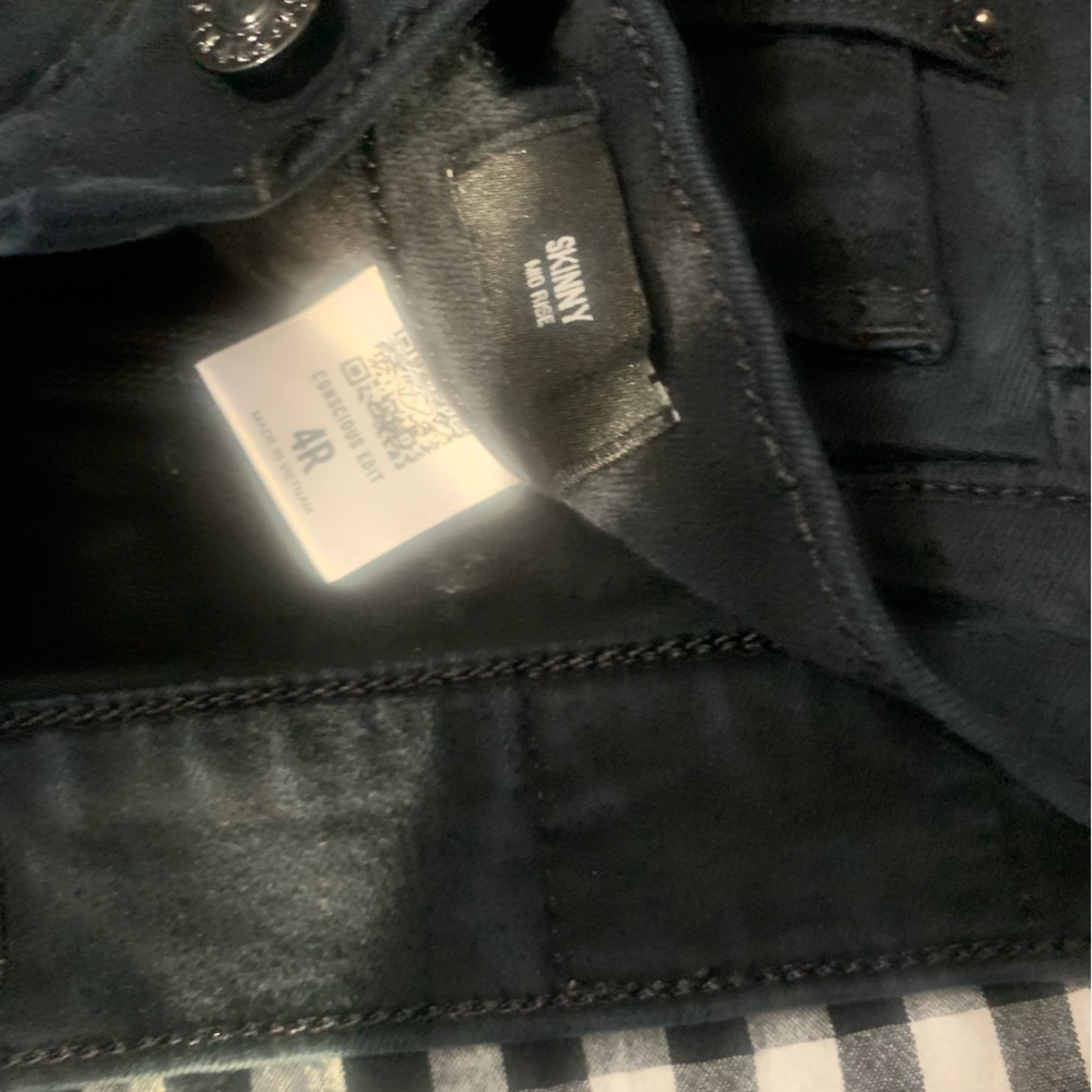Express Women's Skinny Jeans - Midnight Black - Picture 3 of 7